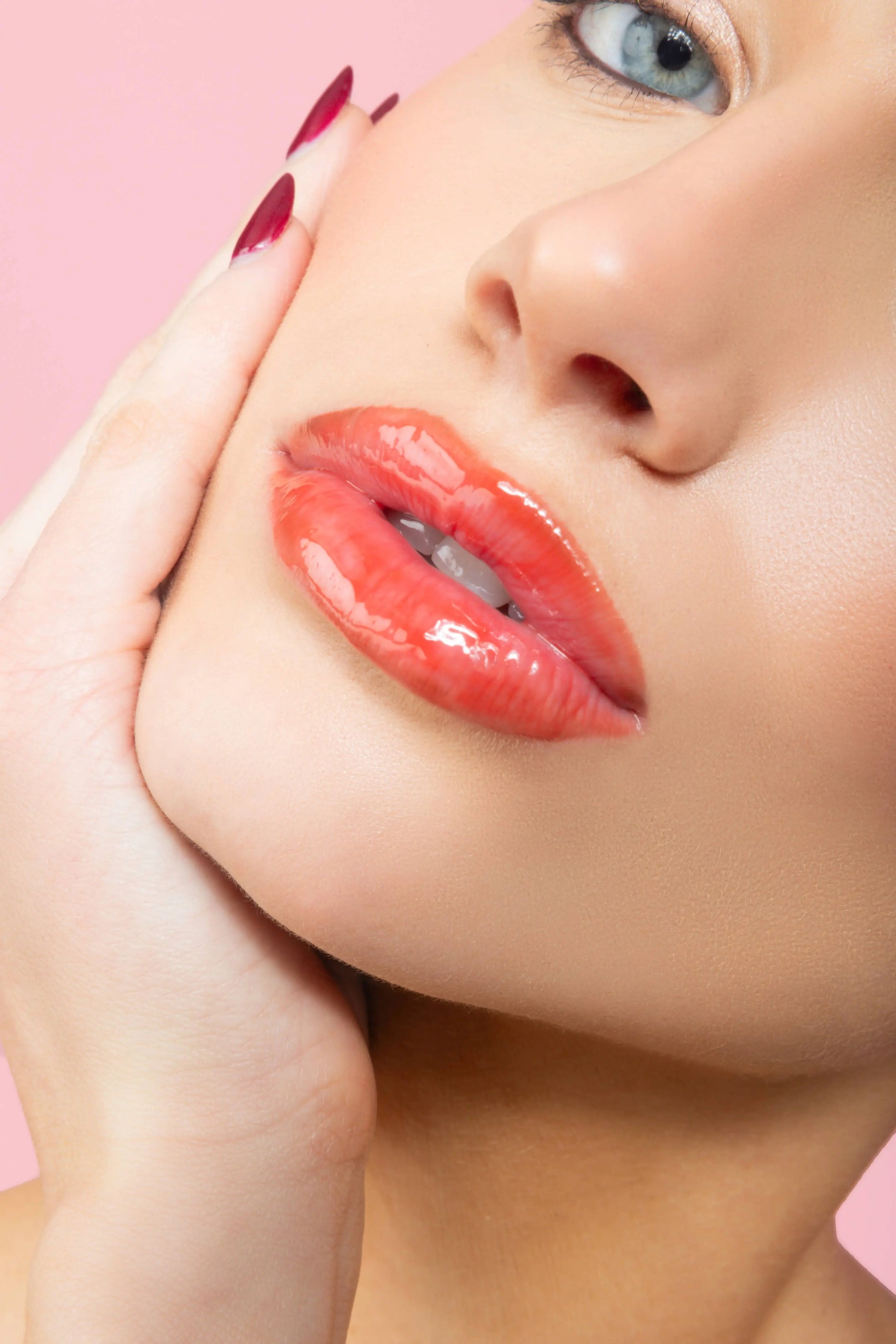 Cherry Tart Smoothie Advanced Smoothing Lip Treatment ESW Beauty