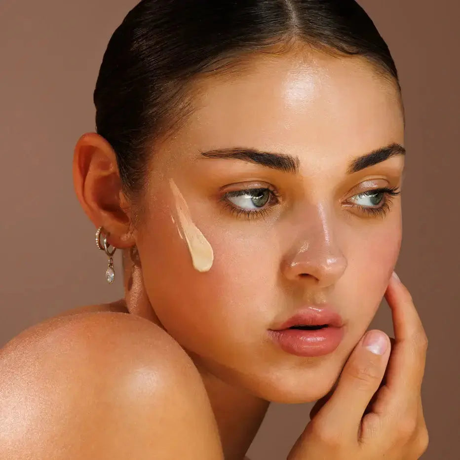 SPF 50 Natural Tinted Moisturiser: Medium-Dark Avocado Zinc