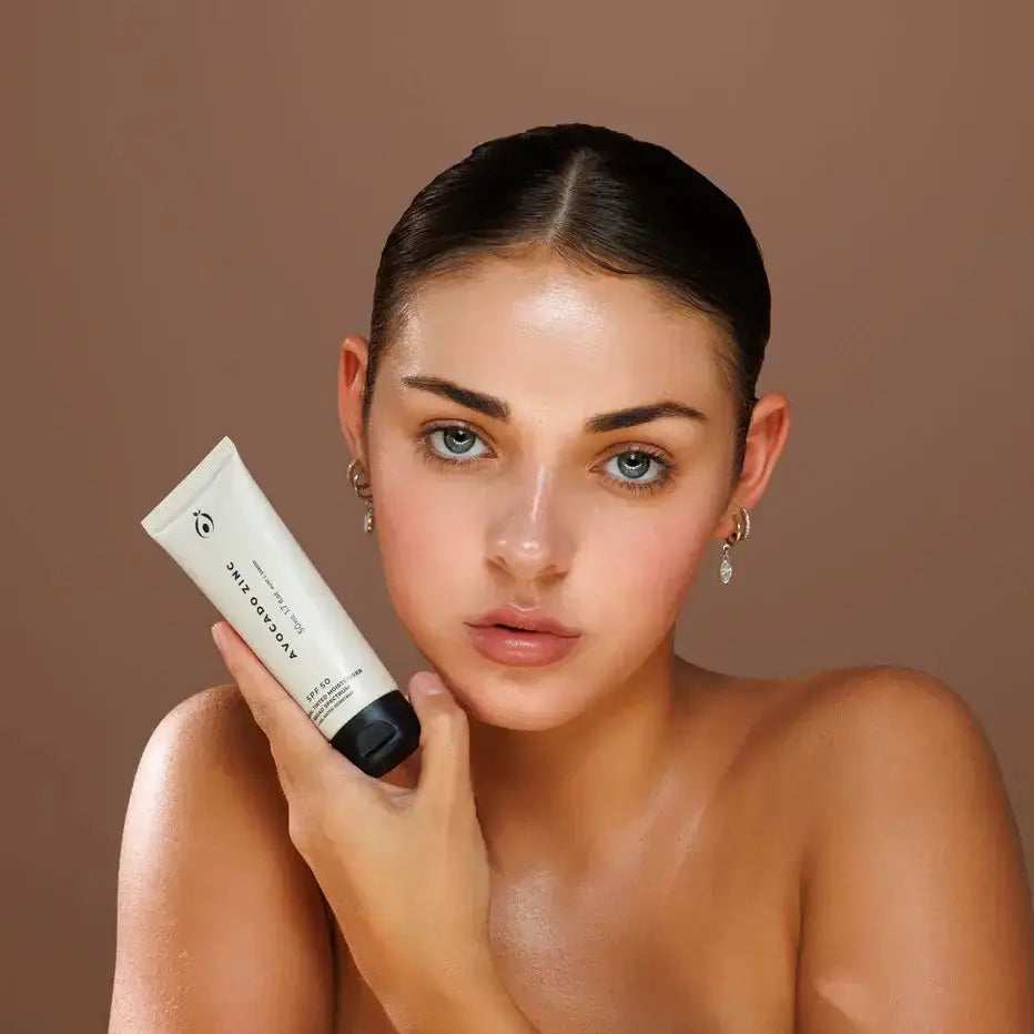 SPF 50 Natural Tinted Moisturiser: Medium-Dark Avocado Zinc