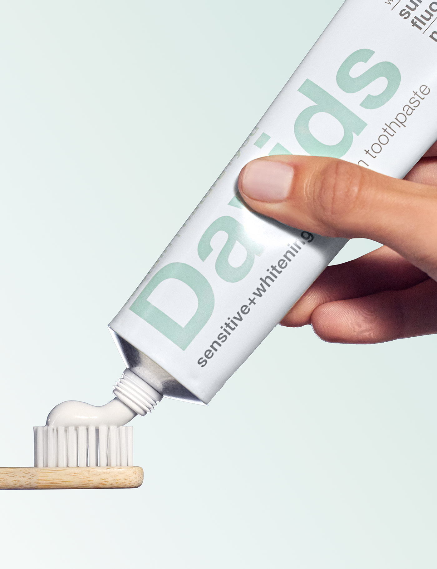 Davids sensitive+whitening nano-hydroxyapatite premium toothpaste / peppermint / 4 oz: Single / 4oz Davids Health Sciences, Inc