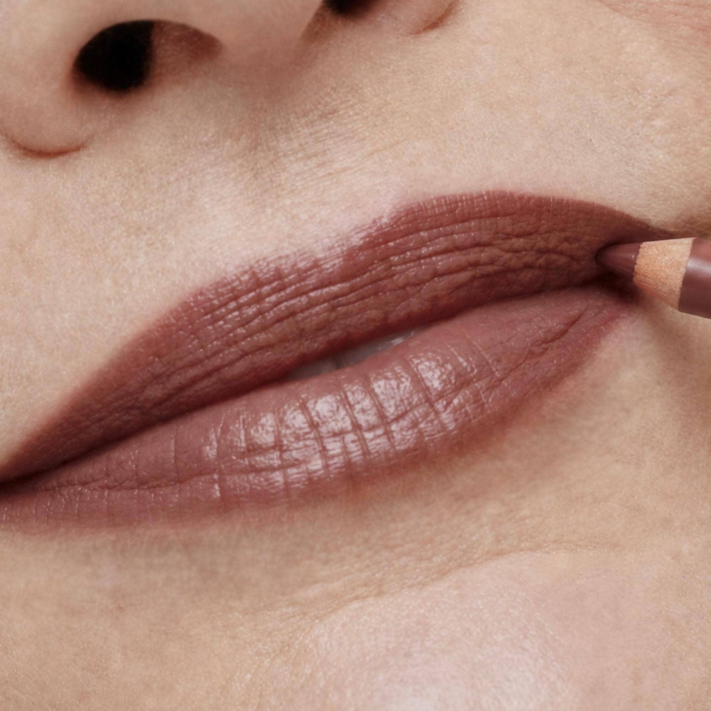 Vegan Lip Liner Fitglow Beauty