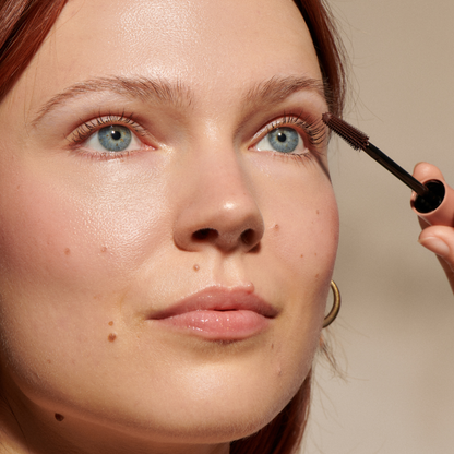 Mother of Lashes Mascara – Volumizing and Lengthening Lash Enhancer for Stunning Eyes