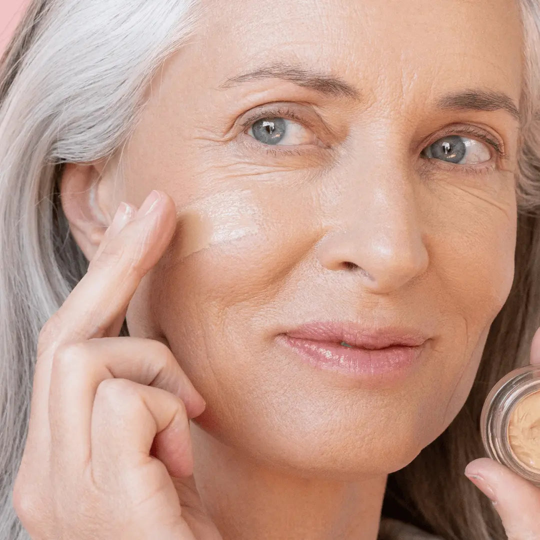 Skin Is In Tint + Blur Balm Clover By Clove + Hallow